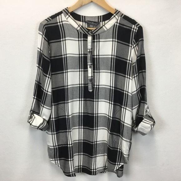 Eddie Bauer Black & White Plaid Tunic Blouse with Side Pockets - Picture 3 of 13